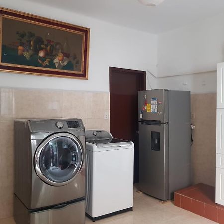 ホテル Casa Maria Elena Condesa (Adults Only) メキシコシティ エクステリア 写真