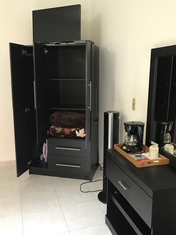 ホテル Casa Maria Elena Condesa (Adults Only) メキシコシティ エクステリア 写真