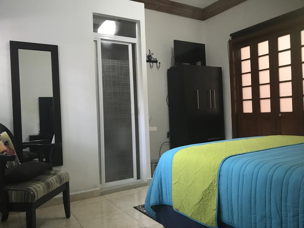 ホテル Casa Maria Elena Condesa (Adults Only) メキシコシティ エクステリア 写真