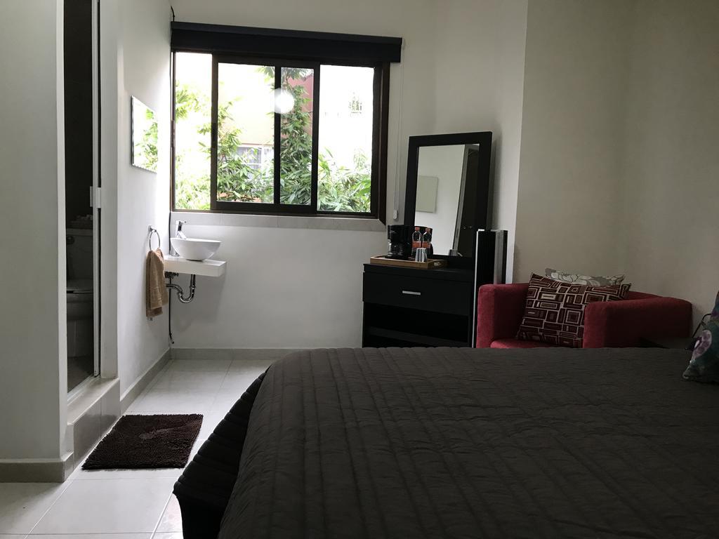 ホテル Casa Maria Elena Condesa (Adults Only) メキシコシティ エクステリア 写真