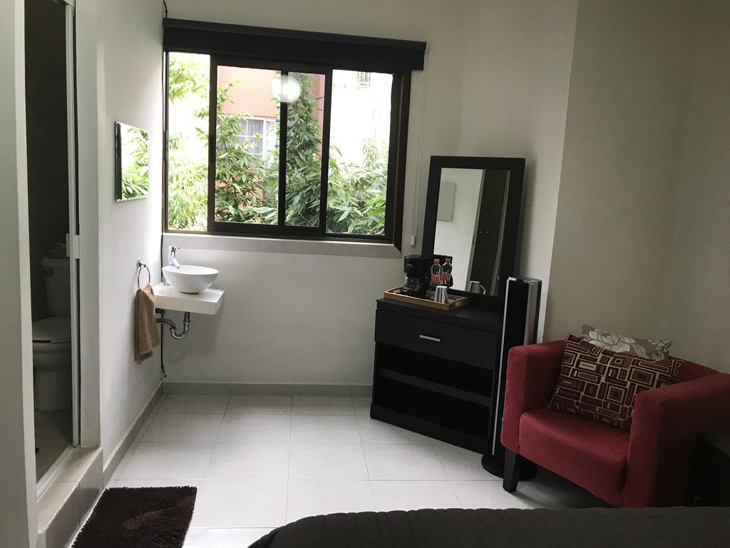 ホテル Casa Maria Elena Condesa (Adults Only) メキシコシティ エクステリア 写真